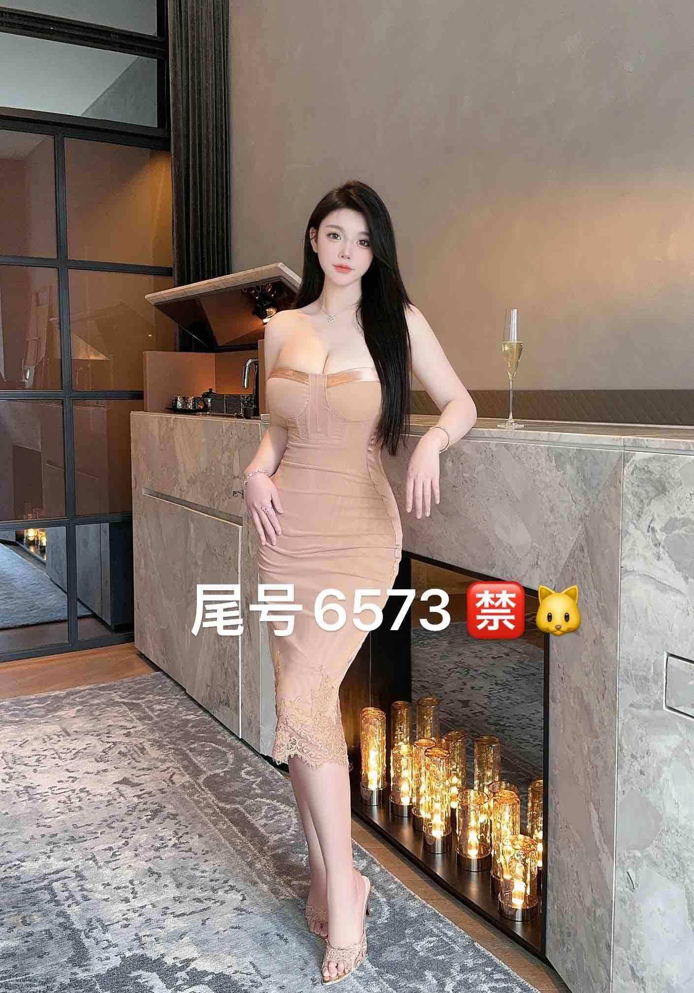 掌心的温暖与窗外的长沙画卷，自给自足与城市馈赠的交响