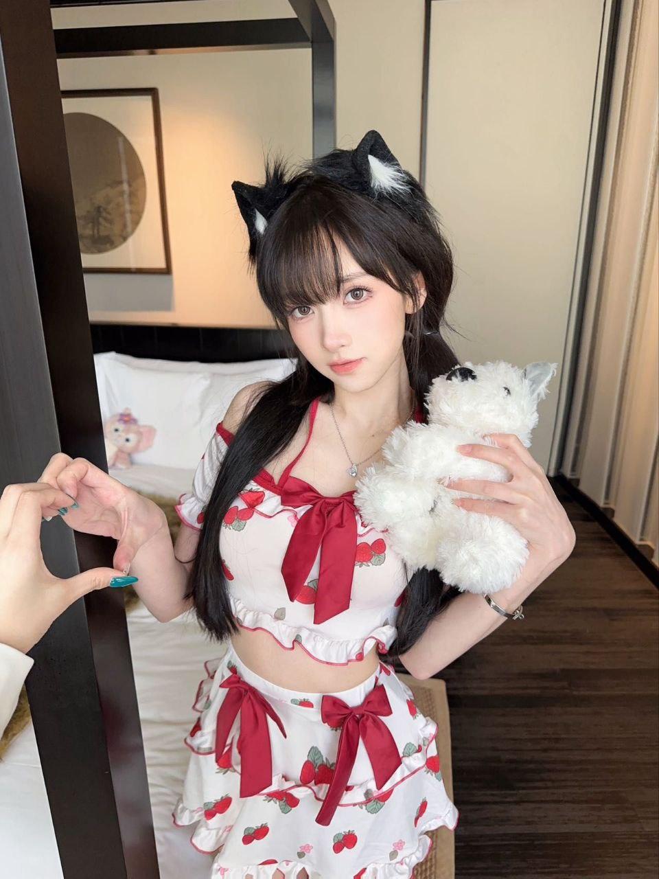 听雨声，品孤茗，瓦屋窗前的锦城时光