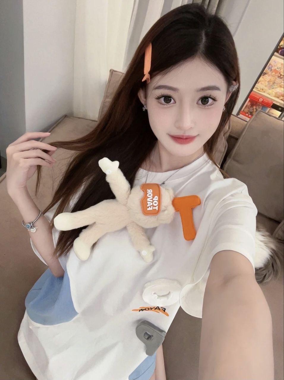 立春第一摘，漫步蒲江茶园，轻踏露珠采茶忙